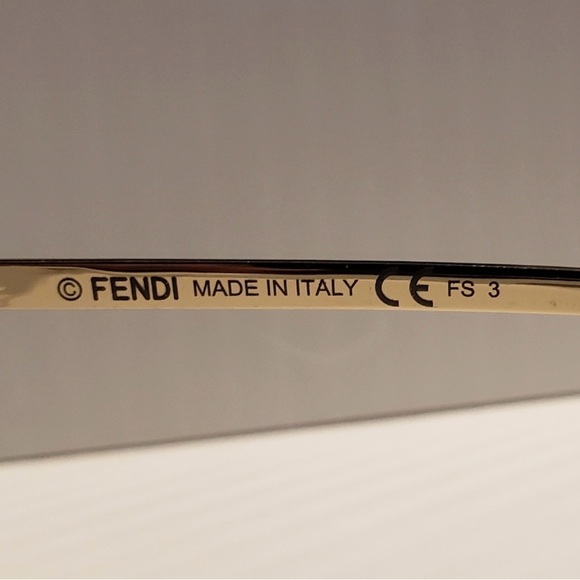 NEW FENDI Amor Holograph Sunglasses - Picture 7 of 10